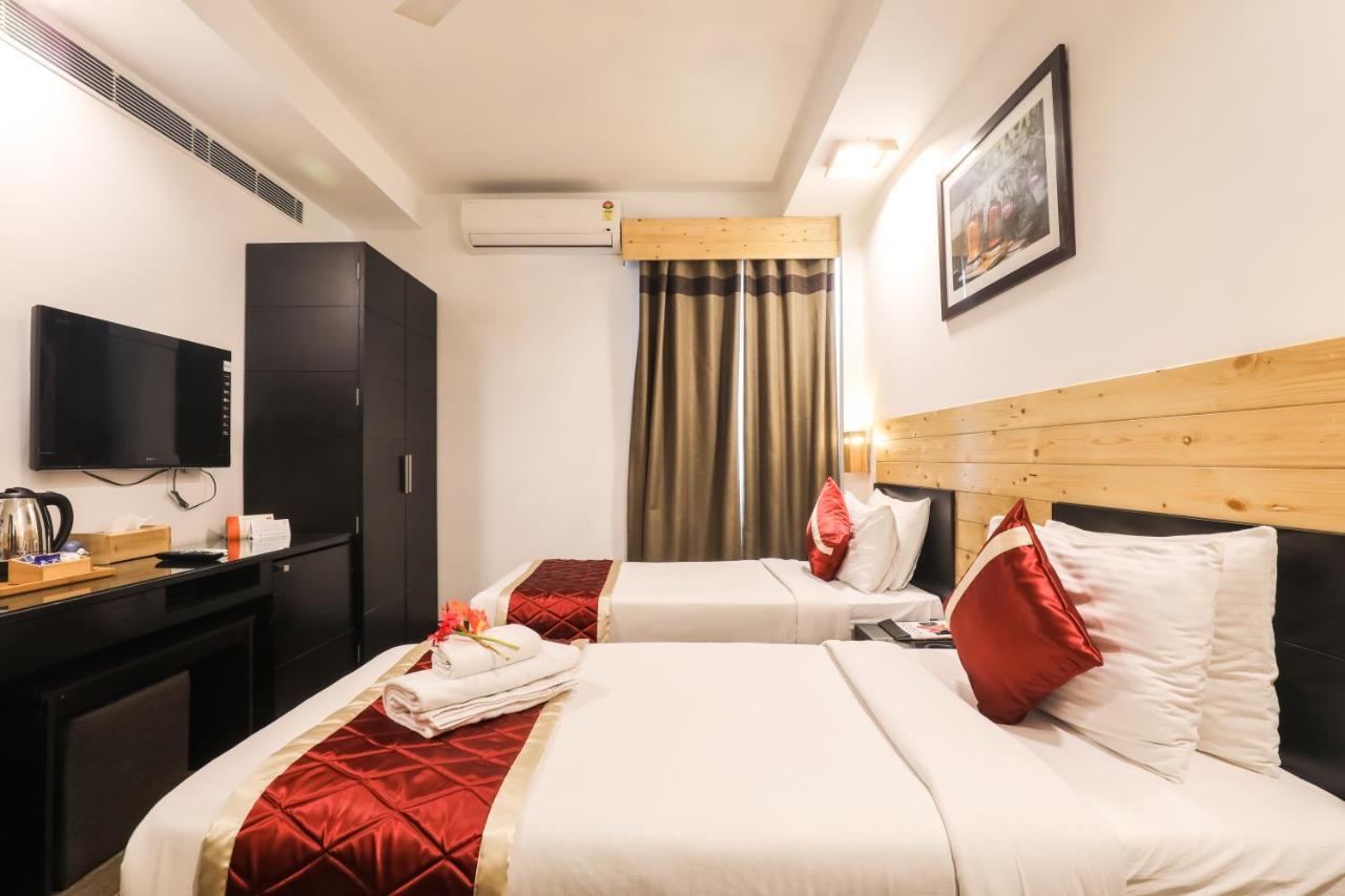 Siesta Basil - Okhla Hotell New Delhi Exteriör bild