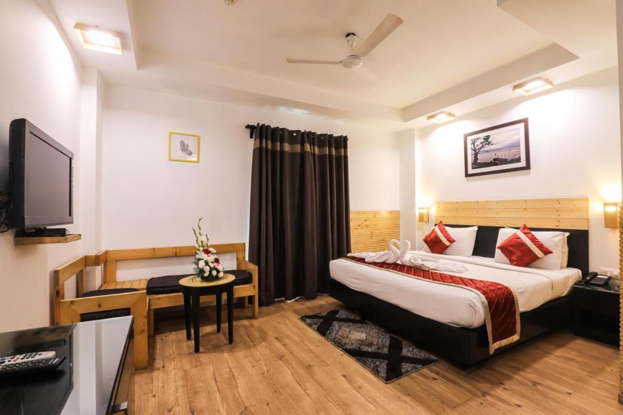 Siesta Basil - Okhla Hotell New Delhi Exteriör bild